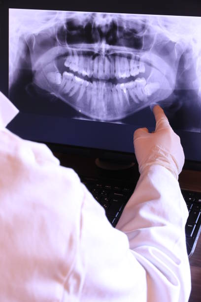 Best Emergency Gum Treatment in Roberts, WI
